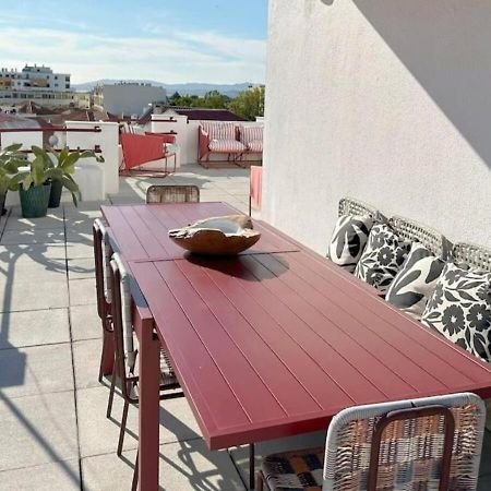 Appartement Groovy Caparica Gem With Large Sunny Terrace à Costa da Caparica Extérieur photo