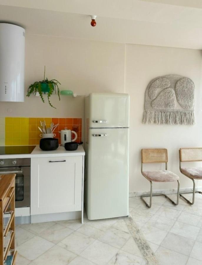 Appartement Groovy Caparica Gem With Large Sunny Terrace à Costa da Caparica Extérieur photo
