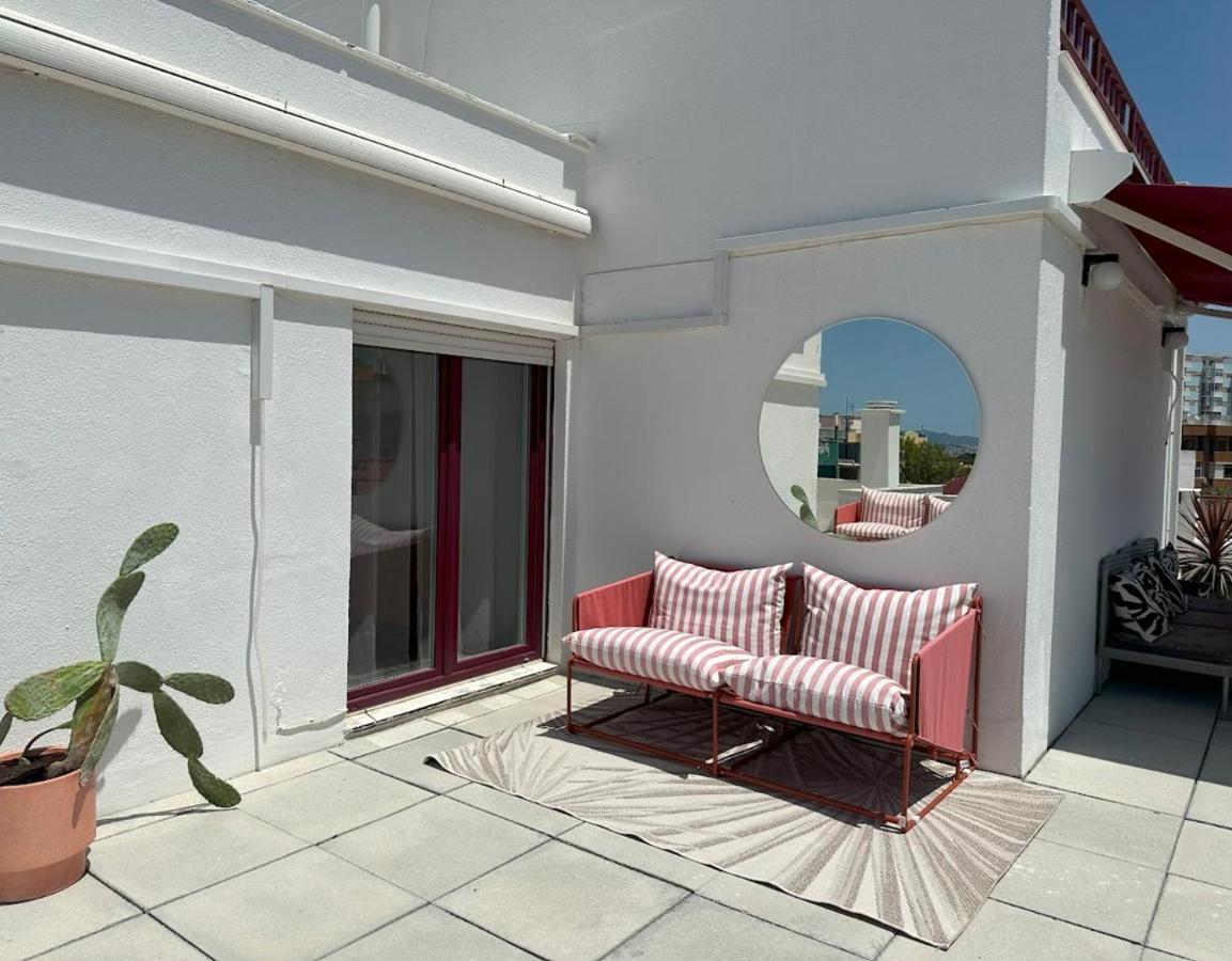 Appartement Groovy Caparica Gem With Large Sunny Terrace à Costa da Caparica Extérieur photo